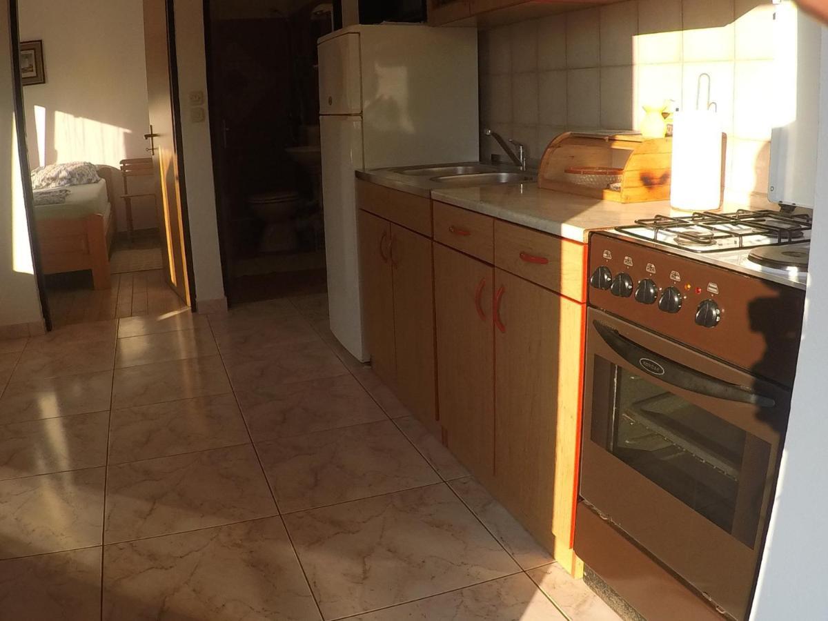 Apartmani Znidaric วีร์ ภายนอก รูปภาพ