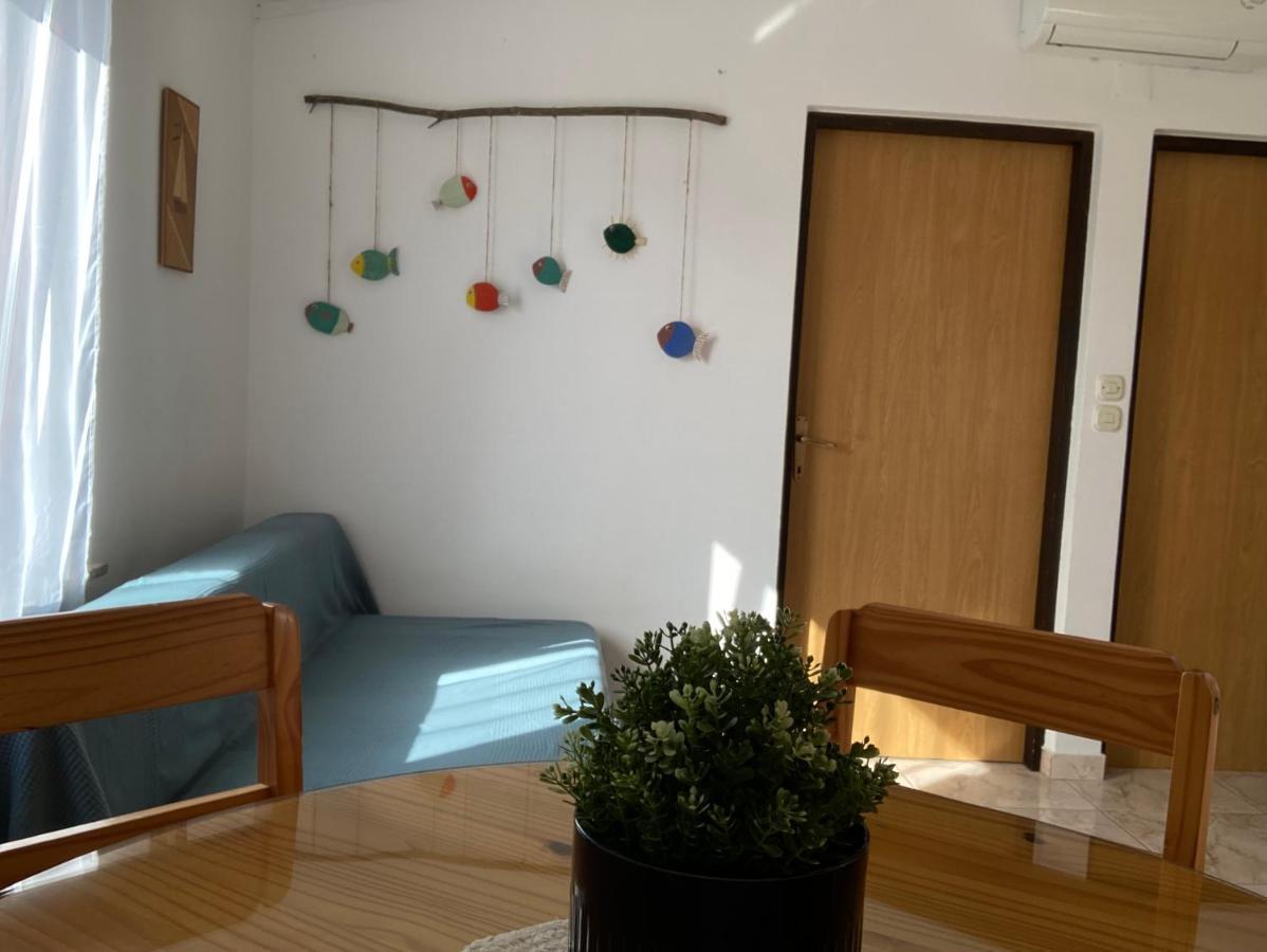 Apartmani Znidaric วีร์ ภายนอก รูปภาพ